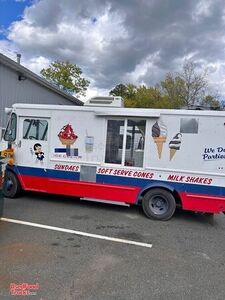 Used Chevrolet P30 Step Van Ice Cream Truck / Mobile Ice Cream Shop