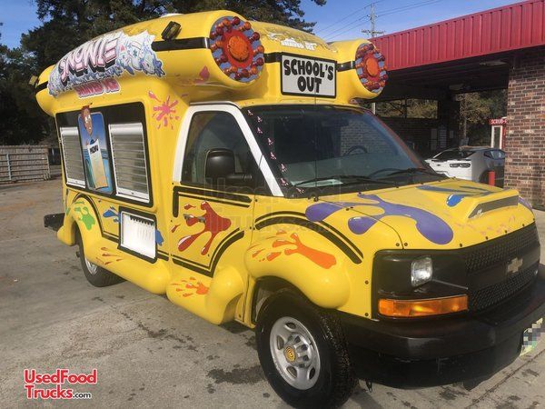 Ready to Work Chevrolet Express 2500 Snowie Shaved Ice Bus / Snowball Truck