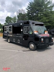 LOW MILES 2017 Ford F59 22   Custom Built Fully Loaded Multipurpose Food Truck