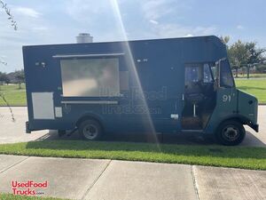 Very Low Mileage 20' Ford E-450 Basic Food Truck with New & Unused Interior.