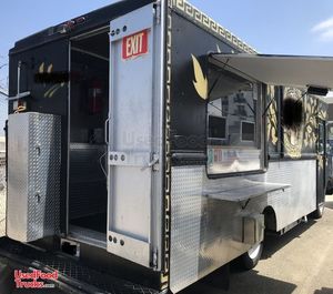Fully Loaded 2003 26' Diesel Workhorse Food Truck w/ 2018 Kitchen Build-out