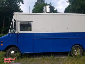 Renovated - Chevrolet P30 Street Food Truck with 2021 Kitchen Build-Out.