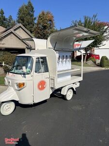 Charming - 2024 10' Piaggio Beverage Tricycle with 7 Individual Taps