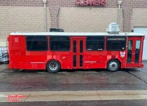 2000 Gillig Bus Ice Cream & Crepes Truck | Mobile Ice Cream Parlor Bustaurant