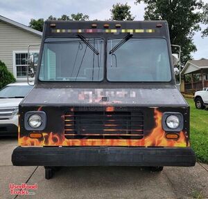 Oshkosh Diesel 22' Step Van Kitchen Food Truck with Fire Suppression System