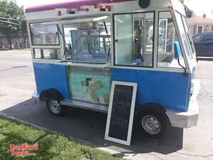 One of a Kind Gelato Ice Cream Truck / Eye-Catching Ice Cream Store on Wheels