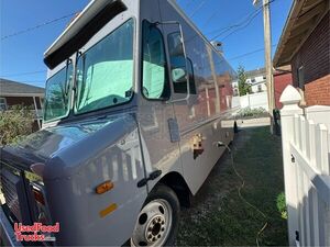 Versatile - 2001 26' Workhorse P42 DIY Mobile Food Truck Sale