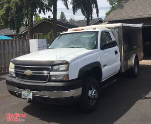 Chevy Lunch / Canteen / Catering Truck