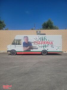 Well Equipped - 2007 Workhorse W42 Pizza Food Concession Truck