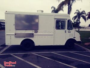 GMC P30 Stepvan Food Truck Mobile Kitchen