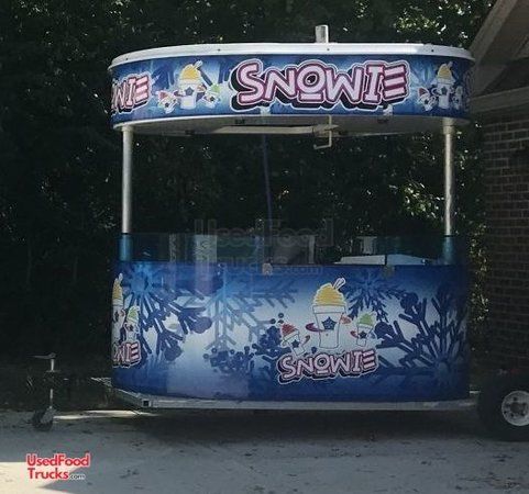 5' x 8' Snowie Shaved Ice Snowball and Ice Cream Kiosk Building.