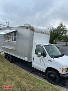 Great Running Ford Food Truck / Commercial Kitchen on Wheels.