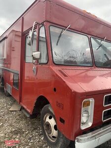 Chevrolet P30 All-Purpose Food Truck | Mobile Food Unit.