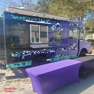 14' Chevrolet P30 Step Van Food Truck / Kitchen on Wheels Shape.