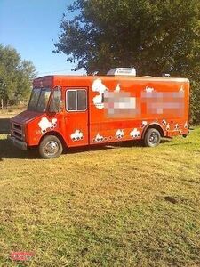 Chevy P30 Food Truck.