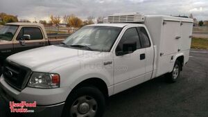 2004 - F150 Cold Storage / Warming Oven Lunch Food Delivery Truck.