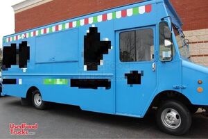 2005 Workhorse Morgan-Olson Stepvan / Mobile Kitchen Food Truck.