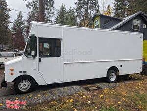 NEW EQUIPMENT DIY 2006 Ford Econoline Step Van All-Purpose Food Truck