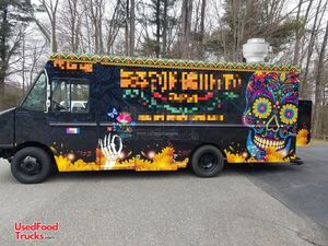 2007 26' Workhorse W-42 Food Truck with Pro-Fire Suppression