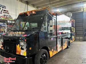 2007 26' Workhorse W-42 Food Truck with Pro-Fire Suppression