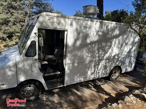 Ready To Go - GMC P3500 All Purpose Food Truck with HCD Insignia an Pro-Fire Suppression