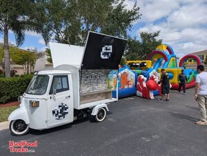 LIKE NEW 6 Tap Beverage Piaggio APE Style Electric Tricycle Kegger Mini Truck Bar