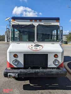 Well Maintained - 2003 Workhorse Step Van Beverage & Crepes Food Truck.