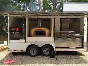 NICE 2015 - 8.5' x 16' Wood-Fired Pizza Concession Trailer / Mobile Pizzeria.