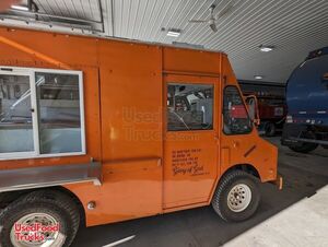 Vintage - 1970 Dodge D250 All-Purpose Food Truck with Rear Lift Gate