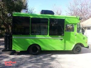 1982 - Fully Refurbished Food Truck- New Kitchen.