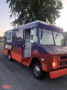 Used - 20' Chevrolet P30 Step Van Food Truck with 2023 Professionally Built Kitchen
