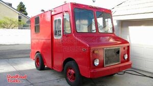 1982 - GMC P3500 Food Truck.