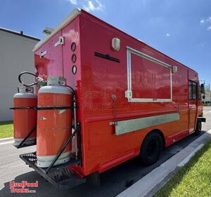 2009 Workhorse P42 Step Van Street Food Truck with Pro-Fire System.