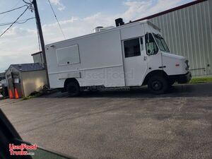 2009 Freightliner All Purpose Mobile Kitchen Food Truck w/ 2025 Kitchen Buildout + Pro Fire System