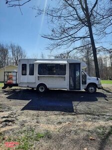 2011 Ford 25' E450 Food Truck with Lightly Used 2021 Kitchen Build-Out.
