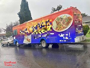 Huge - 33' Ford Kitchen Food Truck Loaded Mobile Food Unit Bus