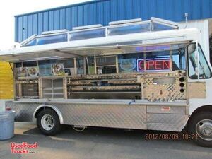 1988 - 24' x 8' Chevrolet Food Truck