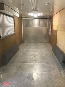 2002  24' Empty Concession Trailer/ Mobile Vending Trailer