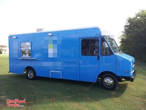 1996 - Chevy Utilimaster 350 Shaved Ice Truck