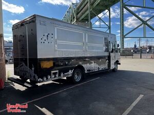 Well Equipped - 2007 Freightliner MT45 All-Purpose Food Truck