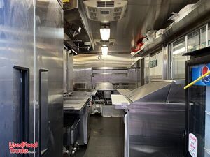 Well Equipped - 2007 Freightliner MT45 All-Purpose Food Truck