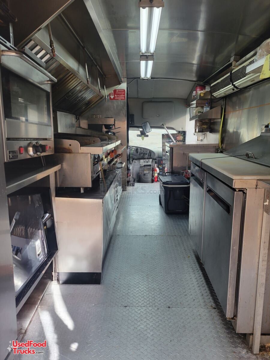 2004 Ford E450 Super Duty Custom Built Food Truck with New Engine