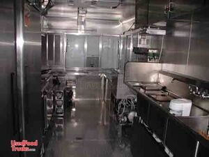 8.5x18 Fully Equipped 2007 Concession Trailer - PICS ADDED