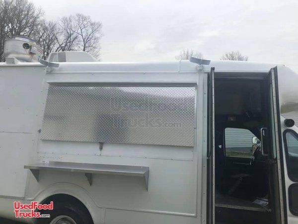 Ford F250 Mobile Kitchen Food Truck / Used Kitchen on Wheels.