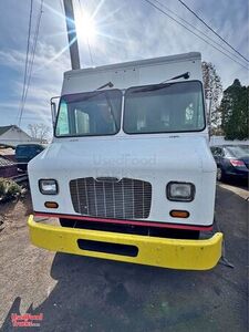 2013 Freightliner M2 All-Purpose Food Truck Mobile Food Unit w/ Pro Fire System