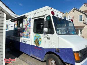 Used - Chevrolet P30 Step Van Ice Cream Truck | Mobile Dessert Truck.