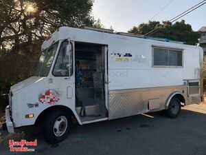 GMC w/ a 2019 Remodeled Kitchen Food Truck with Pro Fire Suppression System