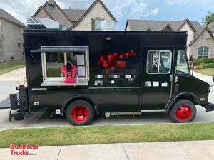 Chevrolet Diesel Food Truck / Commercial Mobile Kitchen