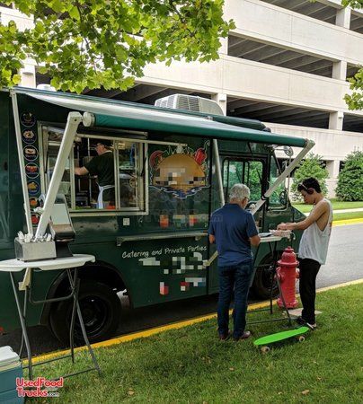 All Electrical 18.5' Diesel GMC P30 Food Truck Taqueria / Kitchen on Wheels