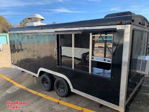 Spotless & Very Spacious 24' Food Concession Trailer / Mobile Kitchen Unit.